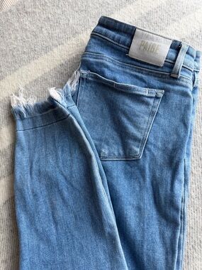 Paige Denim Hoxton Crop raw hem